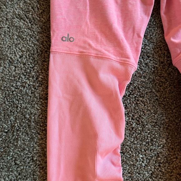 Alo Yoga Leggings - Picture 4 of 6